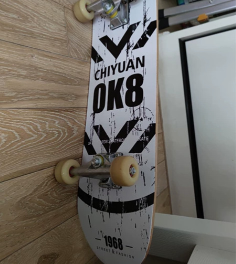 全新滑板，炫酷，新时尚运动之选 自提，仅限...