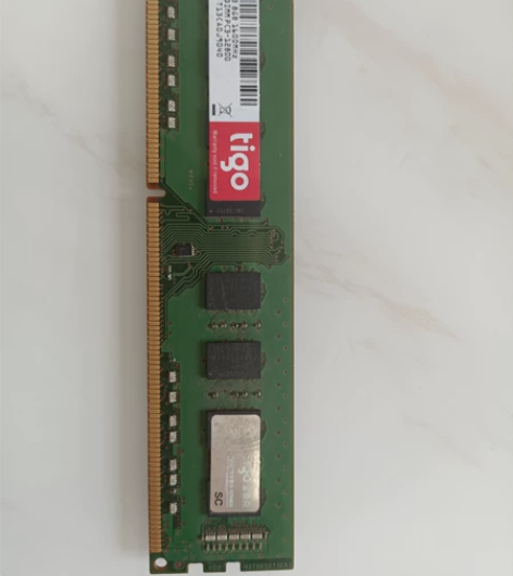 闲置金泰克ddr3 1600 8g台机内存...