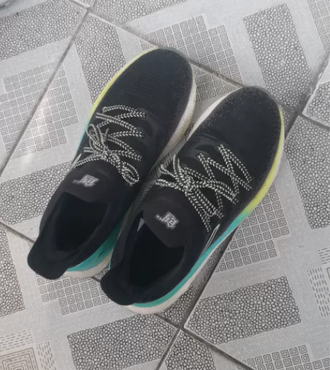 安踏创2.0Pro，身体原因，不能继续跑步...