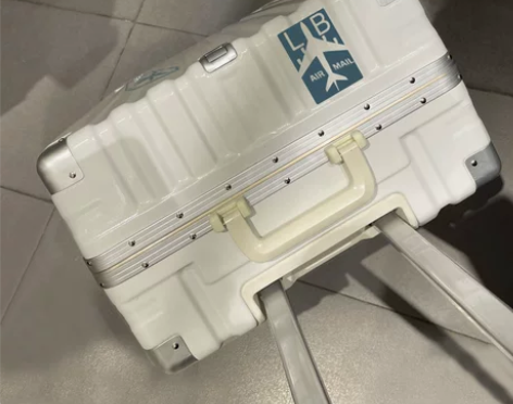 行李箱男生26寸静音万向轮铝框拉杆箱女20...