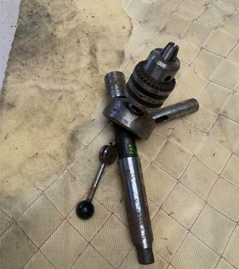 车床尾座多功能可转位夹具。品相如图 就图片...