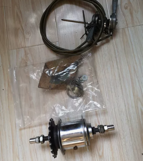 飞鸽自行车配件，内变速，成色如图所示，功能...