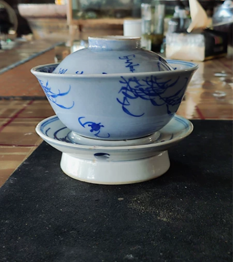 清代青花盖碗蓝上蓝青花诗文茶碗包老包真！不...