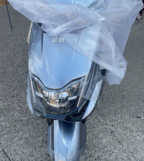 金箭神鹰-5    7月底新车 有蓝色，灰...