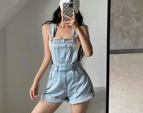 ?牛仔裤 感兴趣的话点“我想要”和我私聊吧...