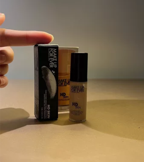 玫珂菲粉底小样，02色号 感兴趣的话点“我...