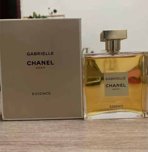 香奈儿嘉伯丽尔香水100ml 之前老公送给...
