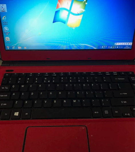 宏基笔记本四核4g内存,120g固态,14...