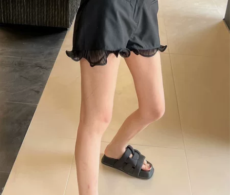 MAYALI 22SS 压褶拼接吊绳伞形短...