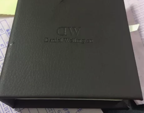 DW手镯 因为买的手表已经送人了，所以手镯...