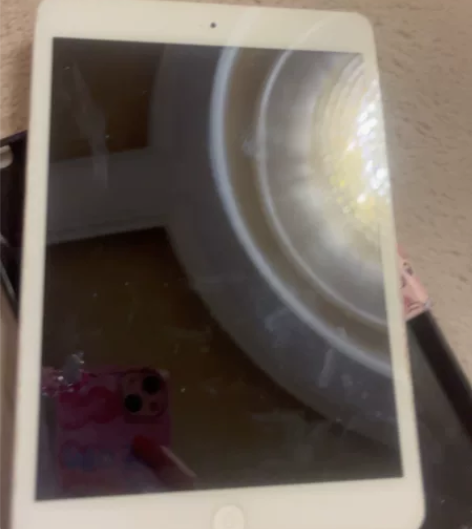 iPad mini1 功能完好无维修