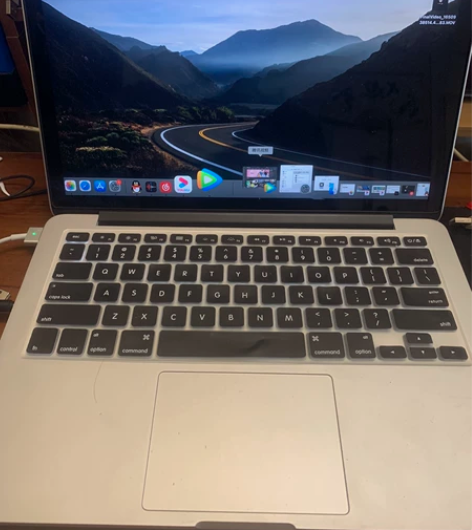 苹果笔记本macbookpro ，15款设...