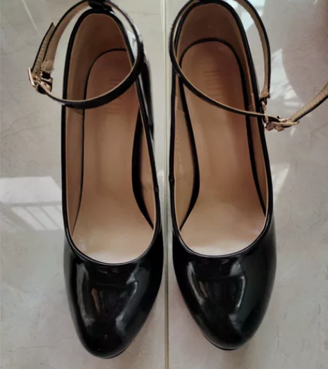 大东高跟鞋女秋季新款简约气质性感尖头细跟套...