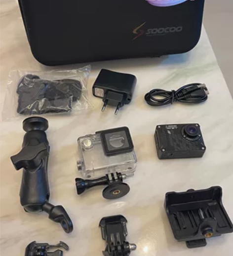 个人转让9.5成新防水高清运动相机 数码摄...