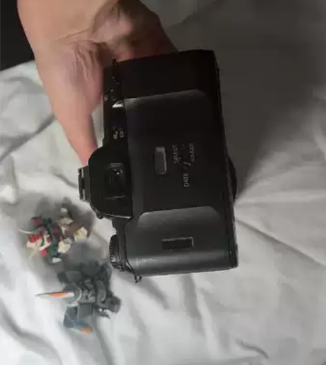 宾得mz-10.日本中古店购入 内置闪光灯...