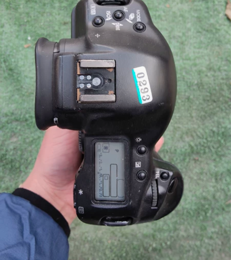 佳能小马二，1DMark‖ N成色如图，整...