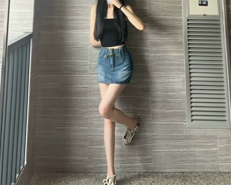 闲置出售一条潮流韩式牛仔半身裙9成新S码 ...