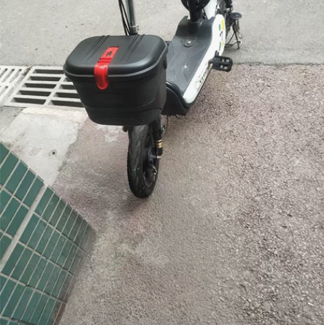 加州豹_1台,电池可提出充电,带蓝子,48...