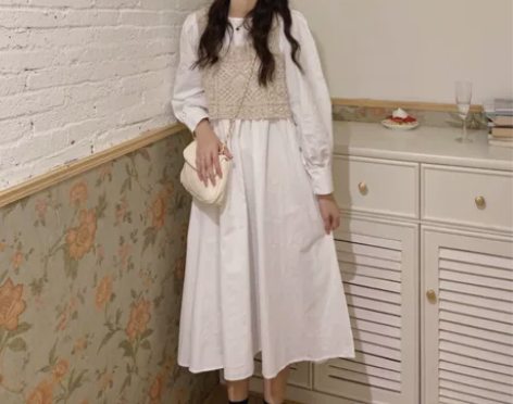 秋装2020年新款日系风秋冬泡泡袖白色连衣...