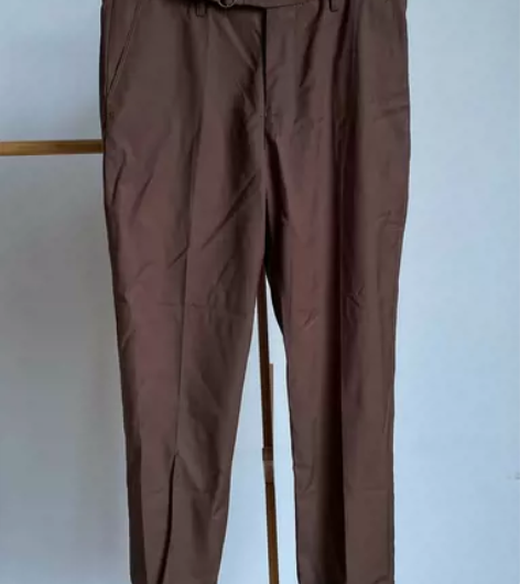 男士薄款咖啡色韩版修身九分休闲裤 成色全新...