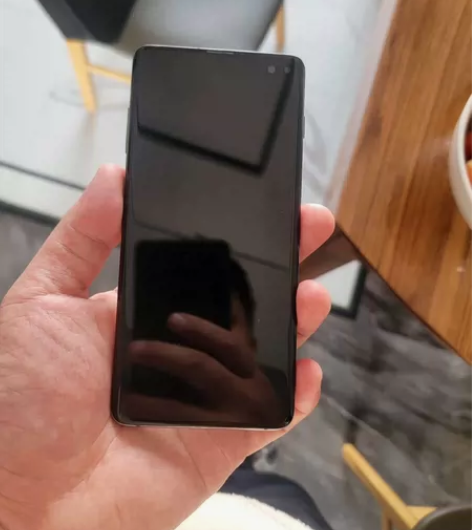 出台三星手机s10+ 国行 512g 陶瓷...