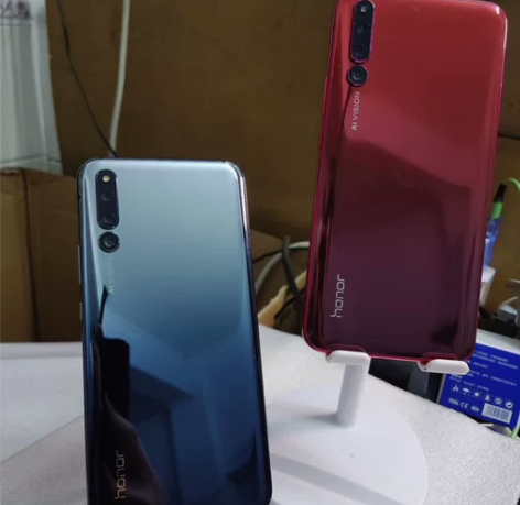 学生备用华为手机魔术2 6+128荣耀ma...