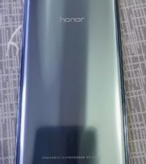 荣耀 9 成色很好,全网通4G,无拆无修过...