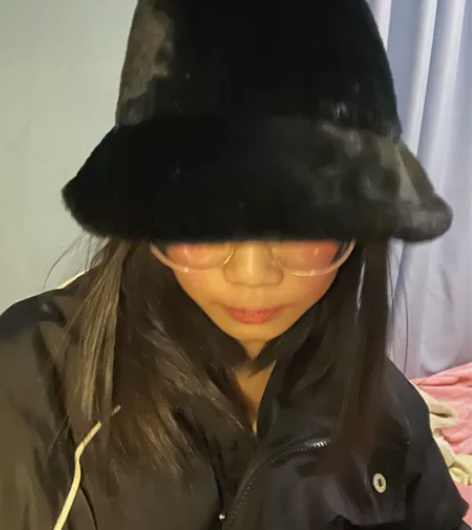 秋冬渔夫帽 全新无暇出 可调节大小 感兴趣...