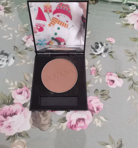 立体修容鼻影粉饼全新包邮 感兴趣的话点“我...