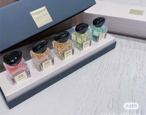 阿玛尼贵族清新香氛臻选礼盒 清新香水 来自...