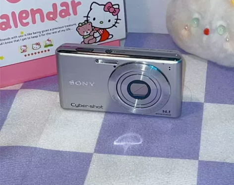 索尼w530 采用1410万有效像素1/2...