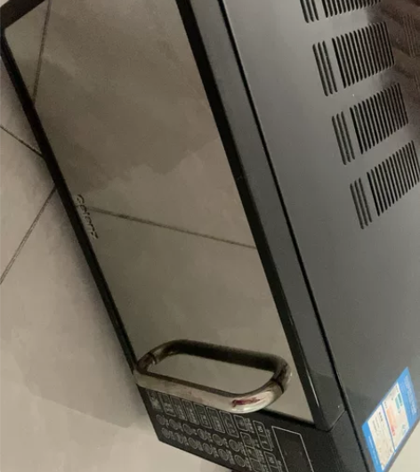 微波炉 没用过几次 外表新 仅限自提 感兴...