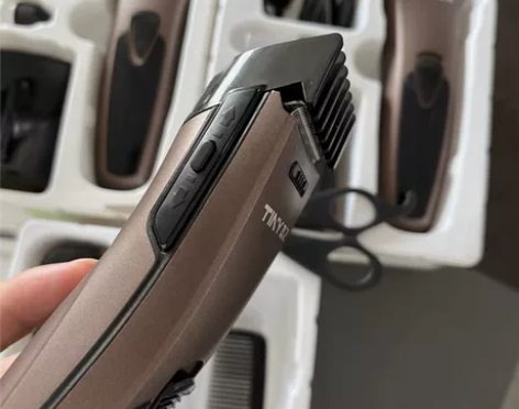 27元包邮！电推子套装 理发器原装进口机器...