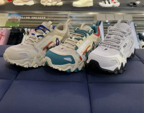 FILA 斐乐 男女鞋 情侣复古休闲鞋跑步...