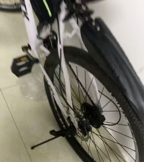 27速山地自行车 在淘宝买的，我平时也就周...