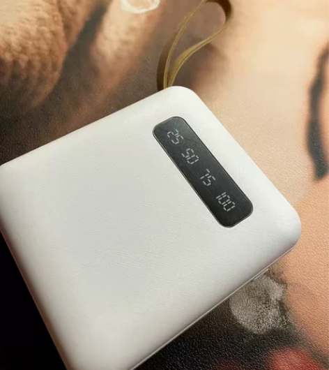 【低价处理】全新20000毫安自带快充线大...