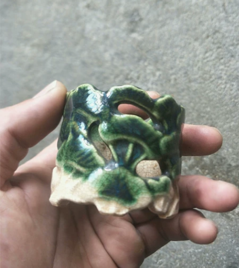 明代漳州窑文房笔架，不讲价不退 感兴趣的话...