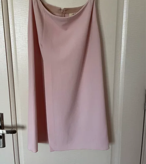 之禾  巴黎线 浅粉色羊毛铅笔裙  4码。...