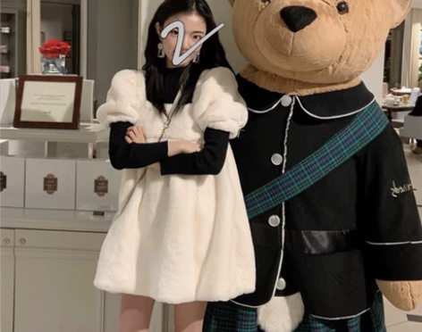 秋冬连衣裙女毛绒绒加厚新款法式复古港风洋气...