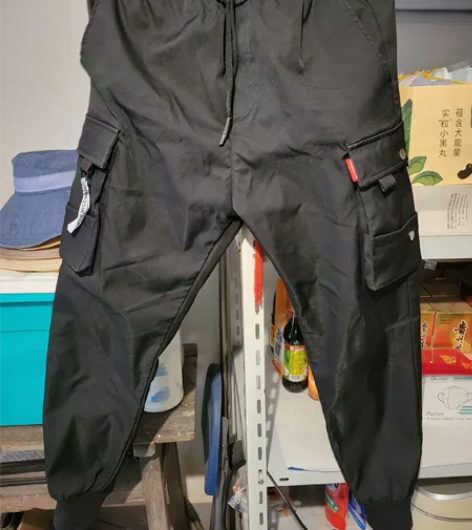 男生工装夹裤，有绒里子，L码，8成新，适合...