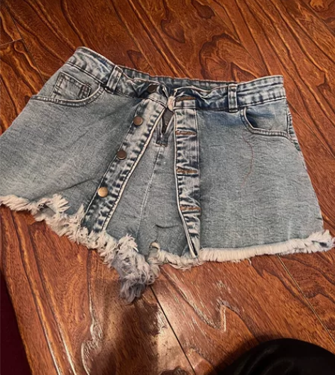 质量质感都超好的牛仔短裤，实体店购入400...