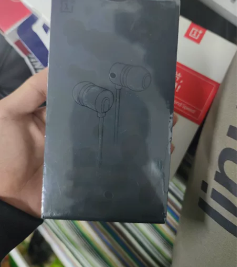 全新一加银耳2T耳机（黑色） 感兴趣的话点...