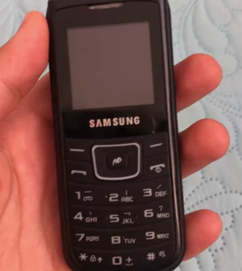 三星只能接打电话手机,买回来没用过,需要的...