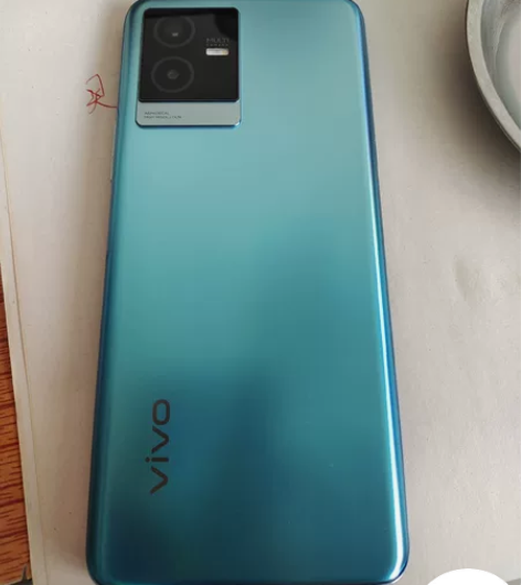 vivo t2x 8+128 无修，边框微...