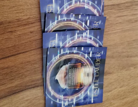 雅诗兰黛小棕瓶眼霜0.5ml＊7，打包出3...