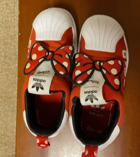 阿迪迪士尼女童运动鞋，30码，内长180，...