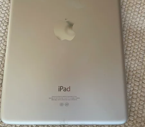 ipad mini 16G无磕碰、四角及外...