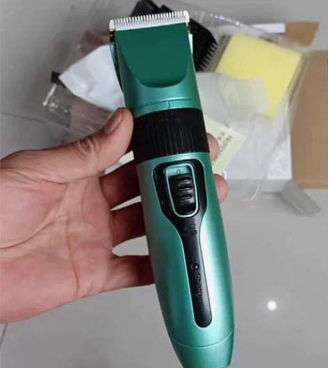 闲置全新理发器，理发剪， 电推剪，电动电推...