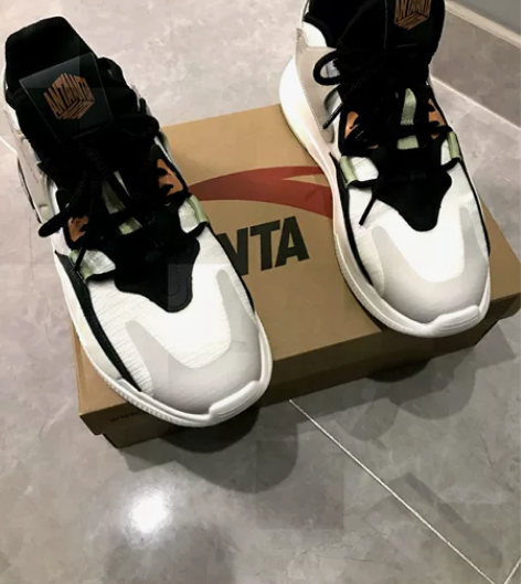 安踏41码运动鞋，便宜出有缘人 感兴趣的话...