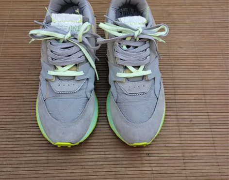 李宁运动鞋43码，全国包邮，实物拍摄，成色...